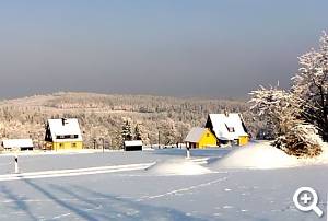 Schellerhaus verstreute Häuser im Winter