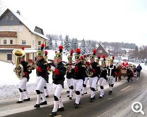 Schellerhauer Bergmannsumzug in der Adventszeit