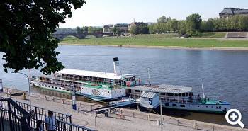 Dampferfahrt auf der Elbe